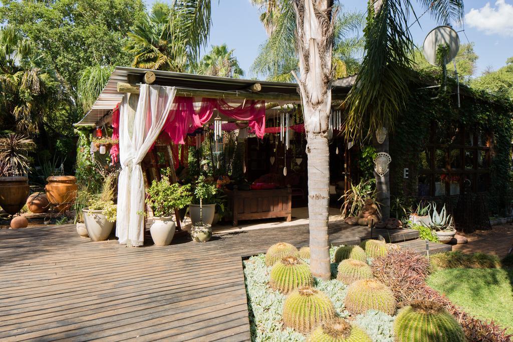 The Art Guesthouse Hartbeespoort Exteriör bild